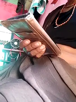 kajalbhabhi44 online show from September 25, 2025, 6:41 am