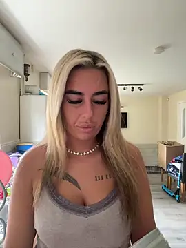 EllieMaeBaby online show from February 27, 2026, 1:55 pm