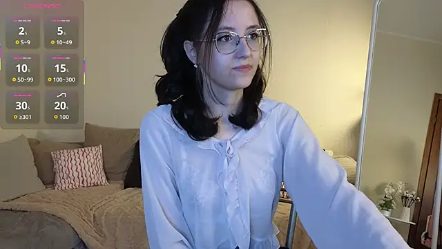 EsmaWonka online show from April 9, 2026, 7:03 am