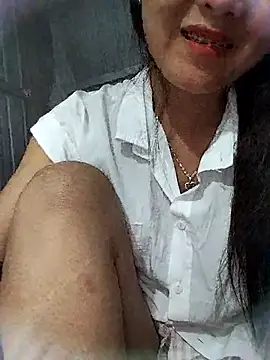 Snapshot of moa_koa chatting on October 23, 2025, 1:43 pm moa koa online show from October 23, 2025, 1:43 pm