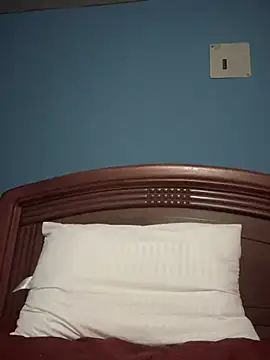 Snapshot of Sebas34_ chatting on February 14, 2026, 4:13 am Sebas34 online show from February 14, 2026, 4:13 am