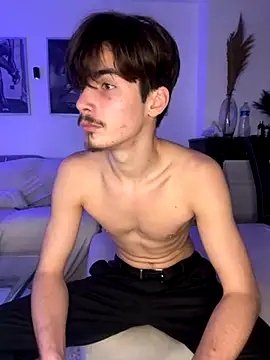 Snapshot of Pablo27622 chatting on November 21, 2025, 7:46 pm Pablo27622 online show from November 21, 2025, 7:46 pm