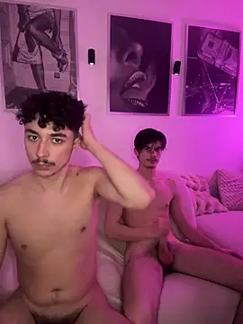 Snapshot of Pablo27622 chatting on February 18, 2026, 8:05 pm Pablo27622 online show from February 18, 2026, 8:05 pm