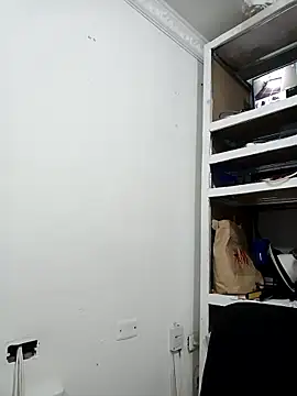 ashley moss online show from September 8, 2025, 8:08 pm