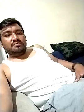 Snapshot of yisus1428 chatting on September 14, 2025, 6:03 am yisus1428 online show from September 14, 2025, 6:03 am