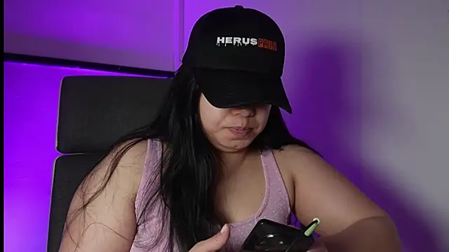 Snapshot of kanndypriv chatting on October 9, 2025, 11:55 am kanndypriv online show from October 9, 2025, 11:55 am