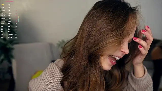 OdellaGillingham online show from October 13, 2025, 6:42 pm