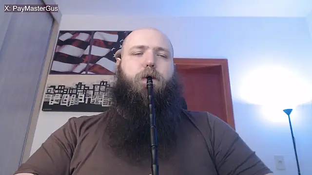 Snapshot of PayMasterGus chatting on October 26, 2025, 3:40 am PayMasterGus online show from October 26, 2025, 3:40 am