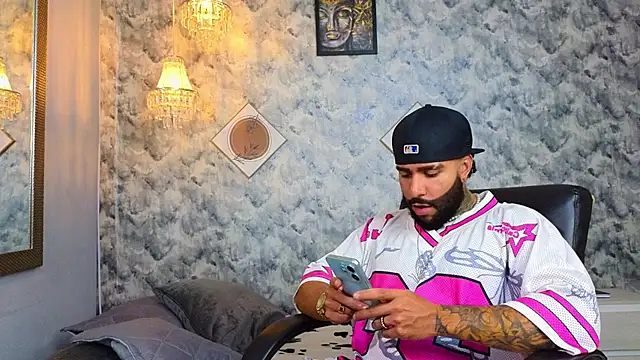 Snapshot of Apolo_rousse1 chatting on January 16, 2026, 9:19 pm Apolo rousse1 online show from January 16, 2026, 9:19 pm