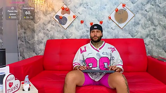 Snapshot of Apolo_rousse1 chatting on February 13, 2026, 9:04 pm Apolo rousse1 online show from February 13, 2026, 9:04 pm