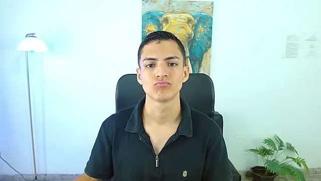 Matiius18 online show from April 14, 2026, 1:38 pm