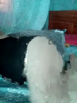 Snapshot of Ttluu chatting on April 8, 2026, 8:05 am Ttluu online show from April 8, 2026, 8:05 am