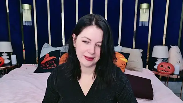 Nina Stane online show from October 20, 2025, 5:31 am