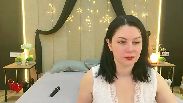 Nina Stane online show from March 14, 2026, 5:35 am