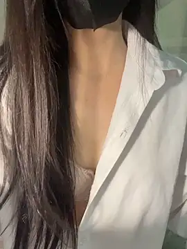 Dior baby online show from October 9, 2025, 2:01 am