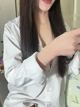 Dior baby online show from October 17, 2025, 1:20 am