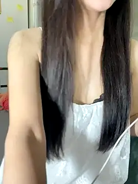 Dior baby online show from October 7, 2025, 2:12 am