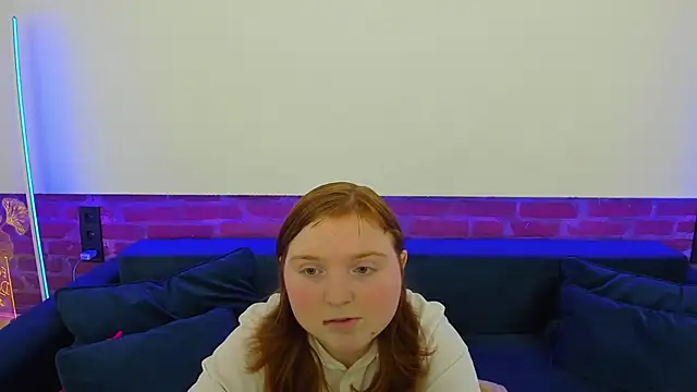 KattyRose8 online show from November 28, 2025, 11:32 am