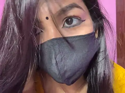 Neha18 online show from June 8, 2026, 5:24 pm