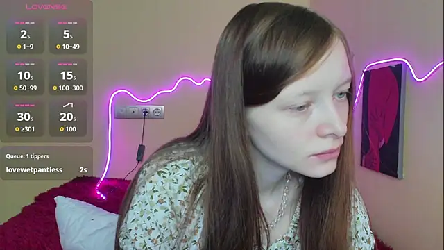 AliceHaris online show from October 11, 2025, 1:17 am