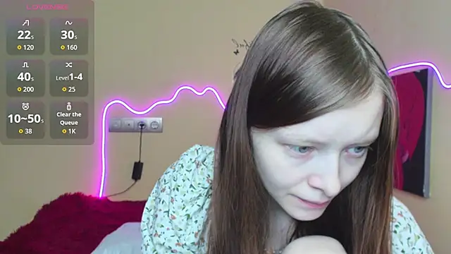 AliceHaris online show from October 21, 2025, 3:17 am