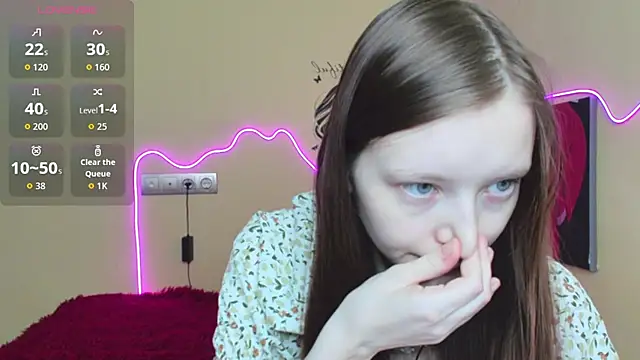 AliceHaris online show from October 17, 2025, 3:10 am