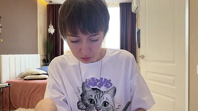 daniellia  online show from March 7, 2026, 9:48 am