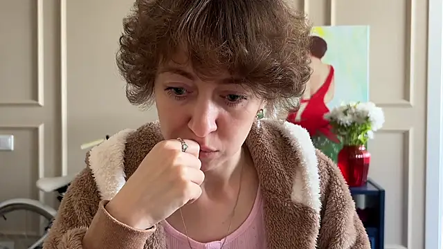 daniellia  online show from November 21, 2025, 8:35 am