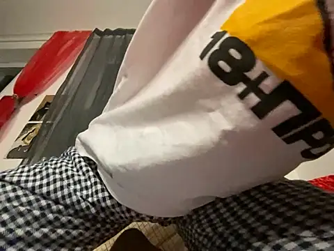 Bloom Elv online show from March 19, 2026, 12:43 am