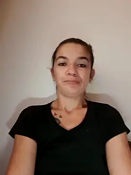 alinaalinutzq online show from November 1, 2025, 6:30 am