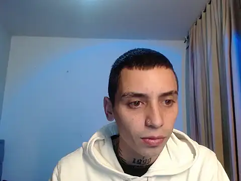 Snapshot of xalejo_max chatting on October 4, 2025, 10:55 pm xalejo max online show from October 4, 2025, 10:55 pm