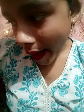 Hot siiii online show from October 15, 2025, 2:25 pm