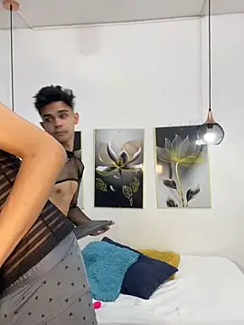 Violet Dream2 online show from April 5, 2026, 12:39 am