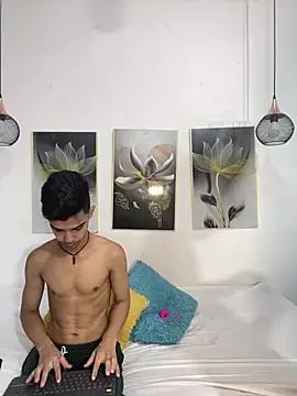 Violet Dream2 online show from April 10, 2026, 12:17 am