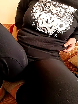 Snapshot of Mroma89six chatting on January 8, 2026, 12:44 pm Mroma89six online show from January 8, 2026, 12:44 pm