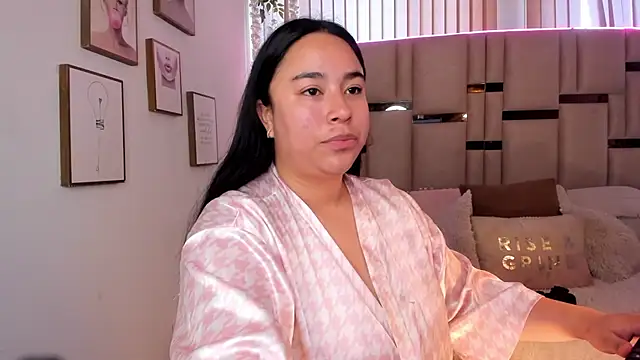 Zoey thompson online show from February 13, 2026, 7:25 pm