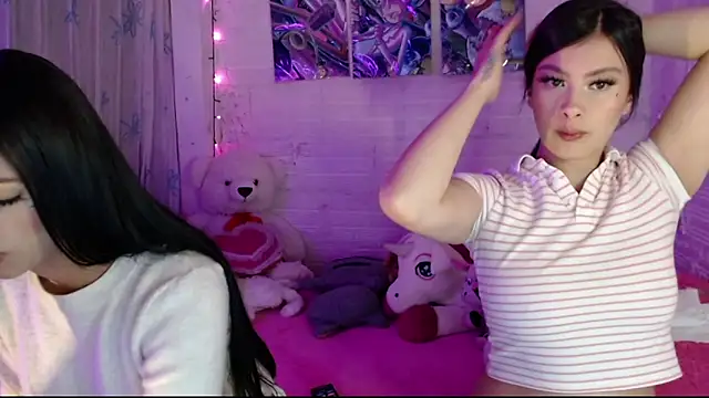 Snapshot of Pamelaa_reyess_2 chatting on February 19, 2026, 9:39 am Pamelaa reyess 2 online show from February 19, 2026, 9:39 am