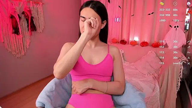 HeyAlena online show from October 18, 2025, 11:12 am