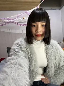 andymi1 online show from October 28, 2025, 1:54 pm