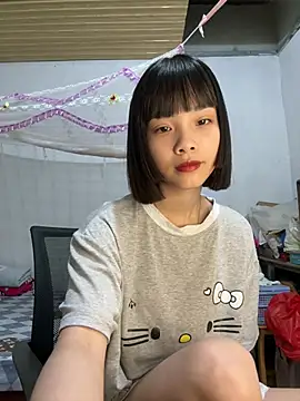 andymi1 online show from April 15, 2026, 2:06 am