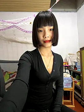 andymi1 online show from November 8, 2025, 2:42 pm