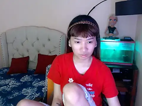 Snapshot of ShantalFoxxy_ chatting on February 15, 2026, 12:15 pm ShantalFoxxy online show from February 15, 2026, 12:15 pm