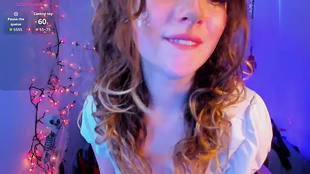 Lil bela online show from October 27, 2025, 12:17 pm