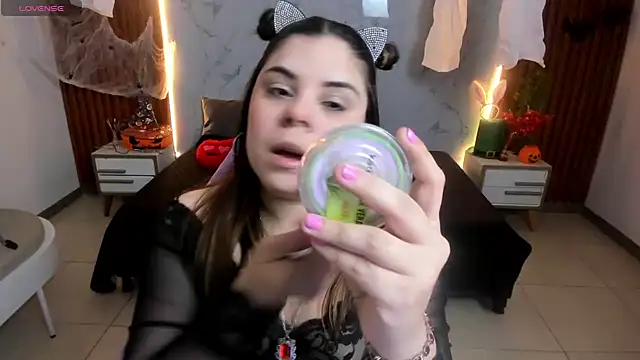 shasha bloom online show from October 30, 2025, 8:06 pm