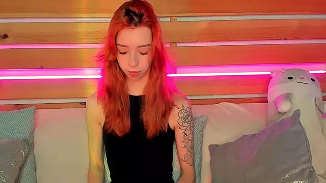 Lori Williams online show from October 9, 2025, 1:06 am