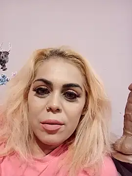 izauri2025 online show from October 4, 2025, 5:47 pm