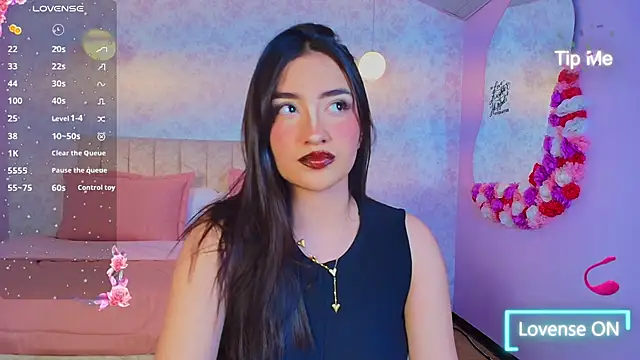 sweet artemiis online show from December 2, 2025, 9:16 pm