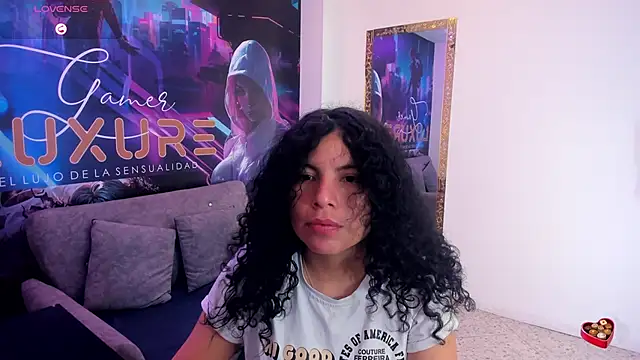 angelita martins online show from September 26, 2025, 8:38 pm