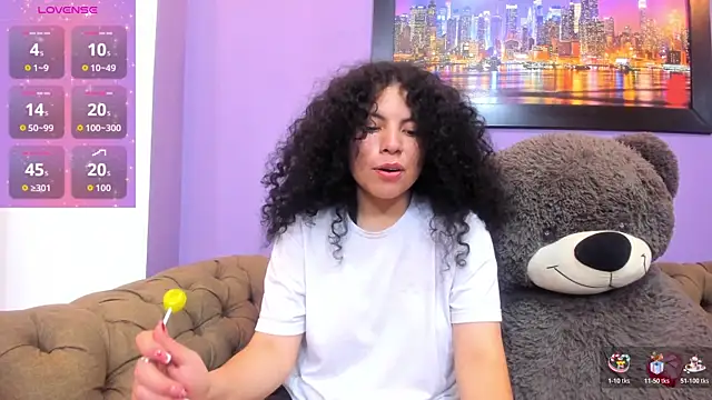 angelita martins online show from December 17, 2025, 8:25 pm