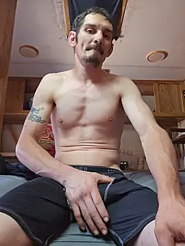 mike42088 online show from April 3, 2026, 7:20 pm